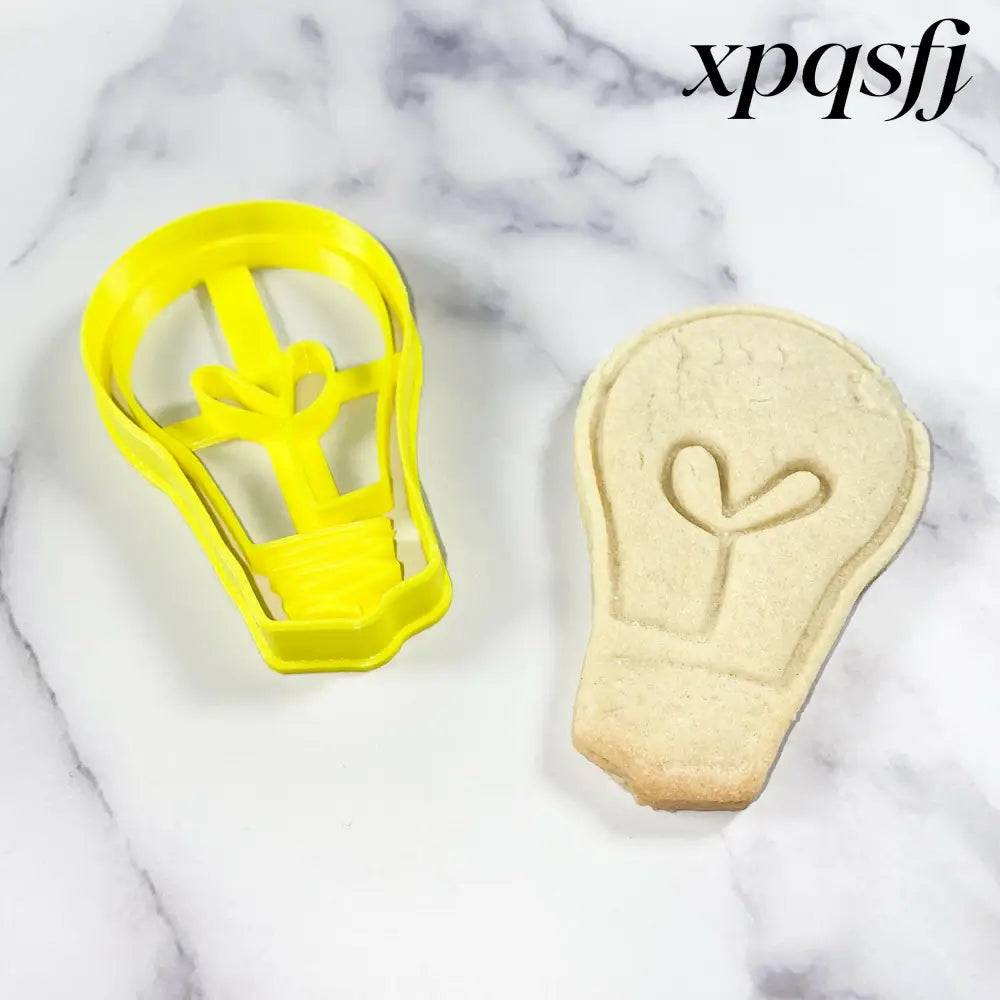 Lightbulb with Heart Cookie Cutter - USA Made - Cookie Cutters